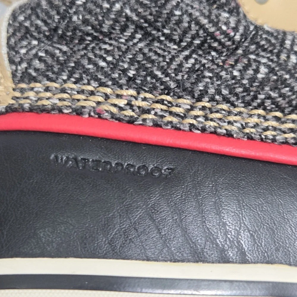 Sorel Tofino‎ Herringbone Boots Waterproof Fur Top Size 7.5 Gorpcore Winter Snow